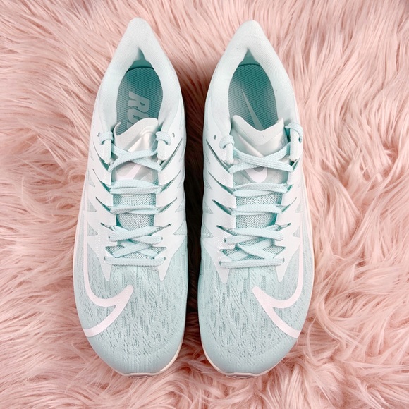 womens nike zoom rival fly